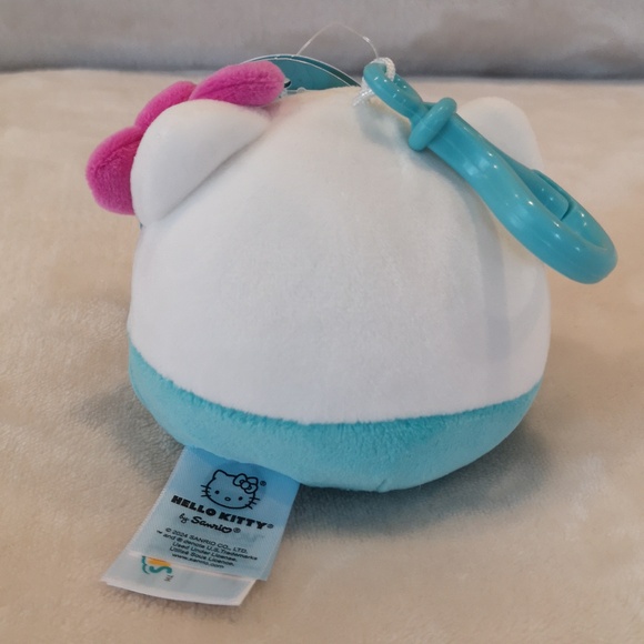 Squishmallow clip Hello Kitty,  blue and pink - Picture 3 of 6